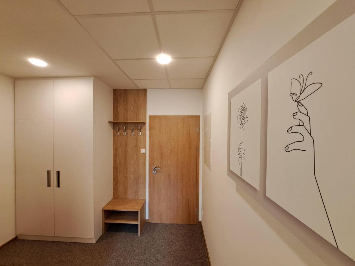 6Bits Apartments Єсеник Екстер'єр фото