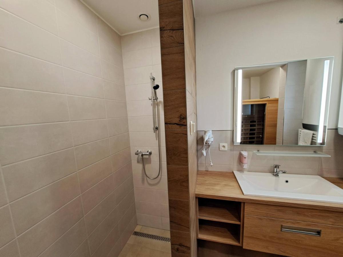 6Bits Apartments Єсеник Екстер'єр фото