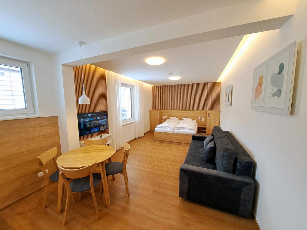 6Bits Apartments Єсеник Екстер'єр фото